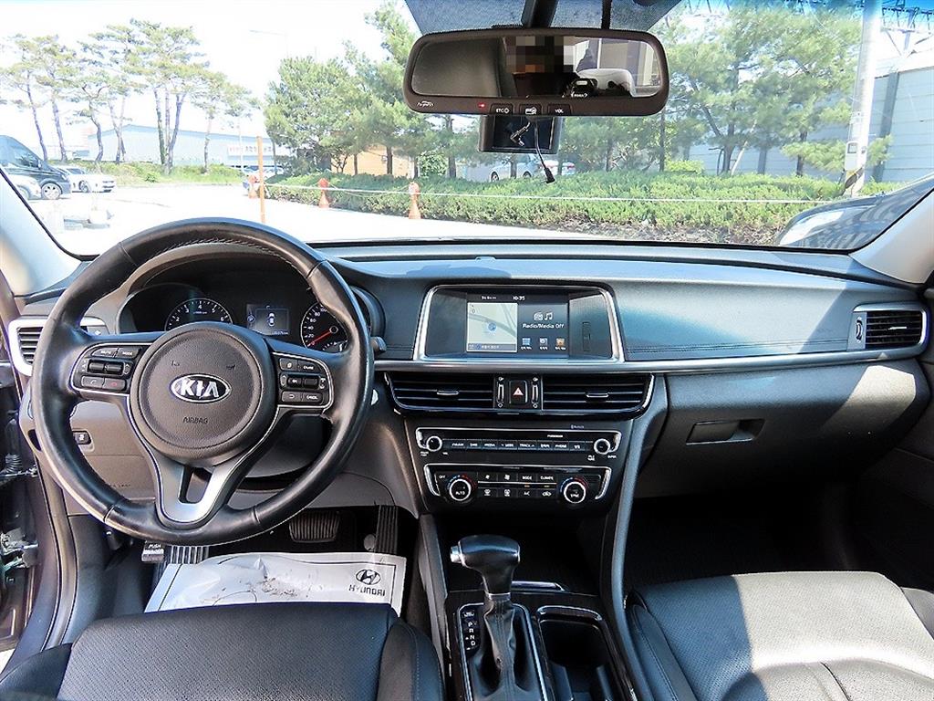 KIA K5 - Vista 7