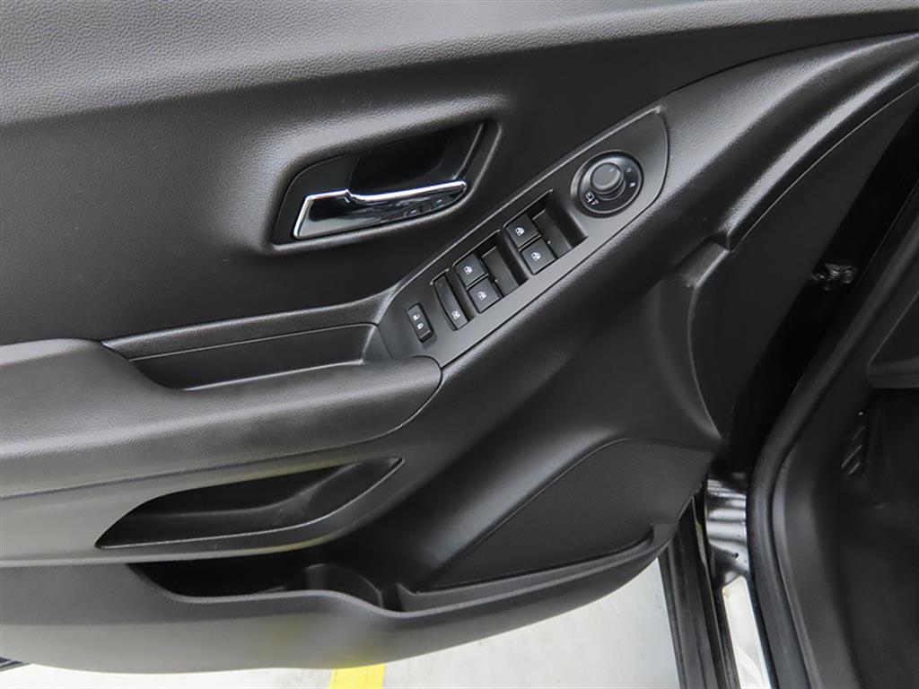 Chevrolet Trax 2019 Negro - Importación desde Corea - HF Imports Iquique - Foto 13
