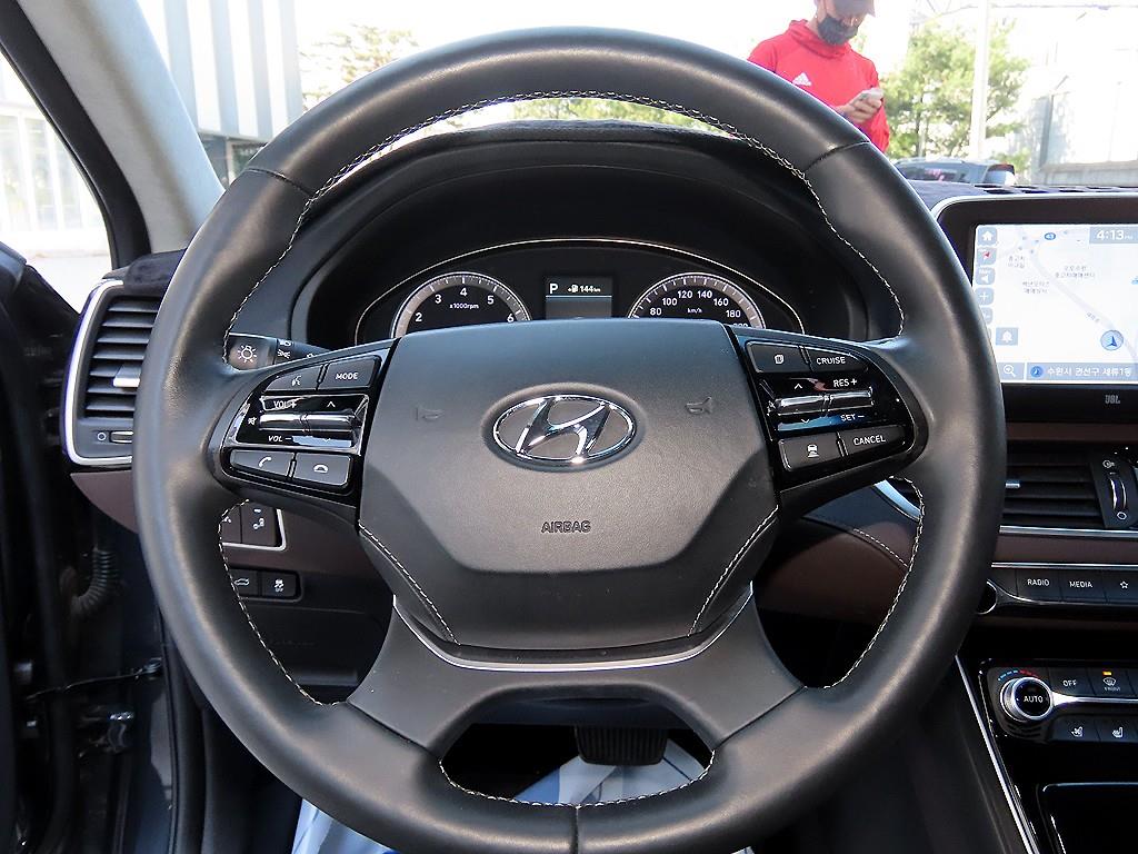 HYUNDAI Grandeur - Vista 8