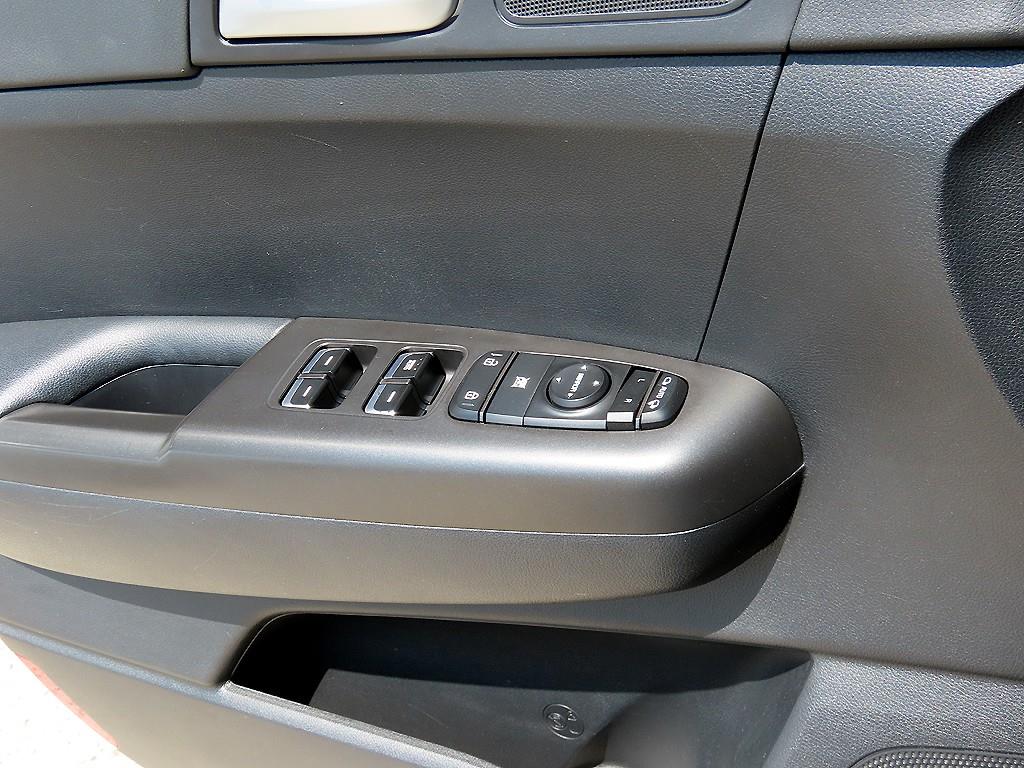 KIA Sportage - Vista 11