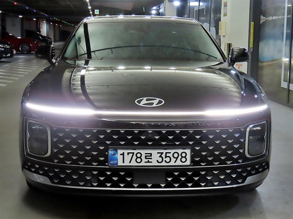 HYUNDAI Grandeur - Vista 2