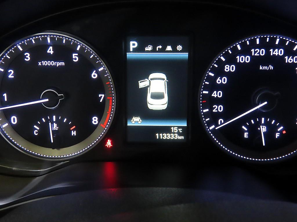 HYUNDAI Grandeur - Vista 9