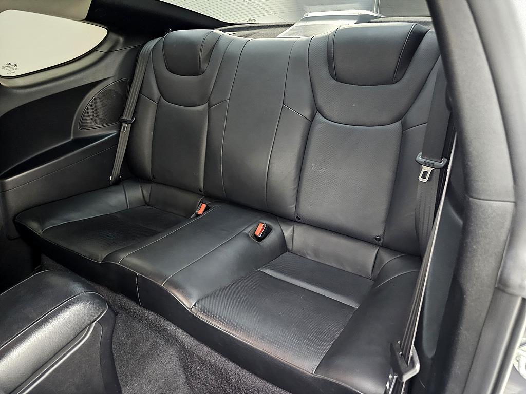 HYUNDAI Genesis - Vista 9