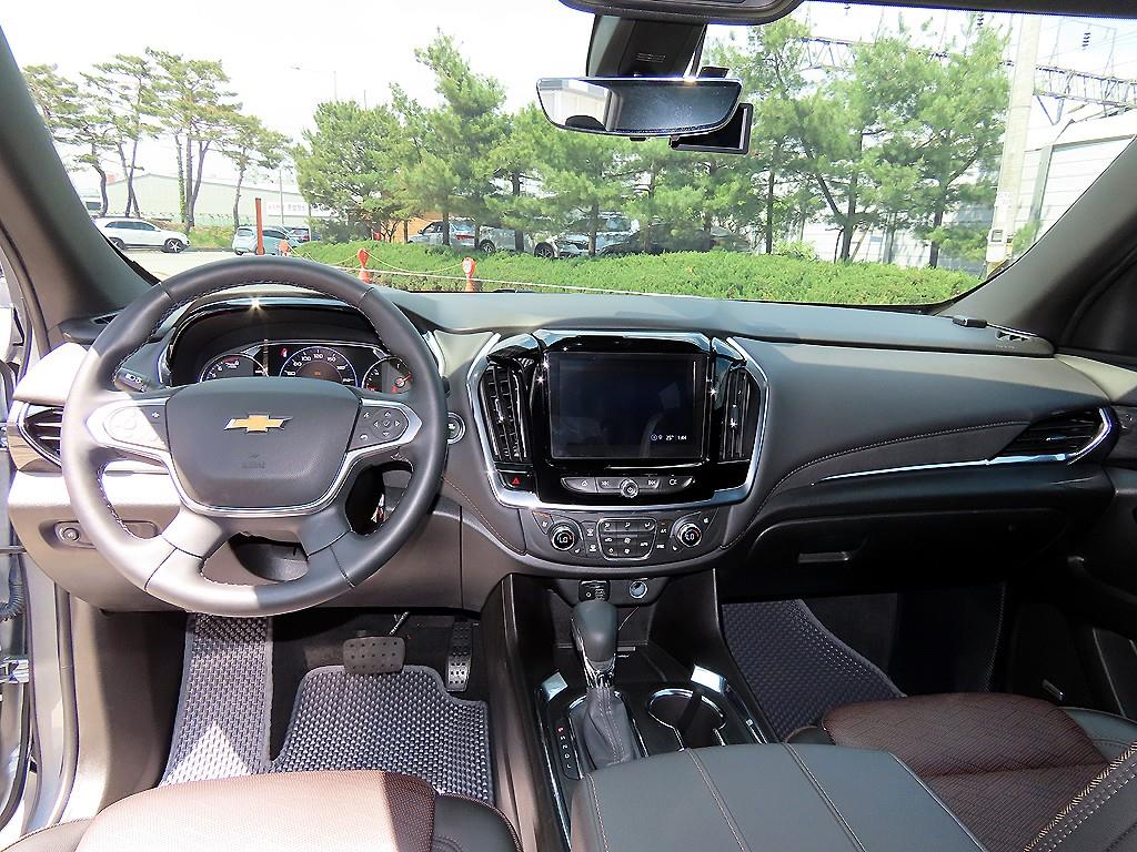 Chevrolet Travers - Vista 7