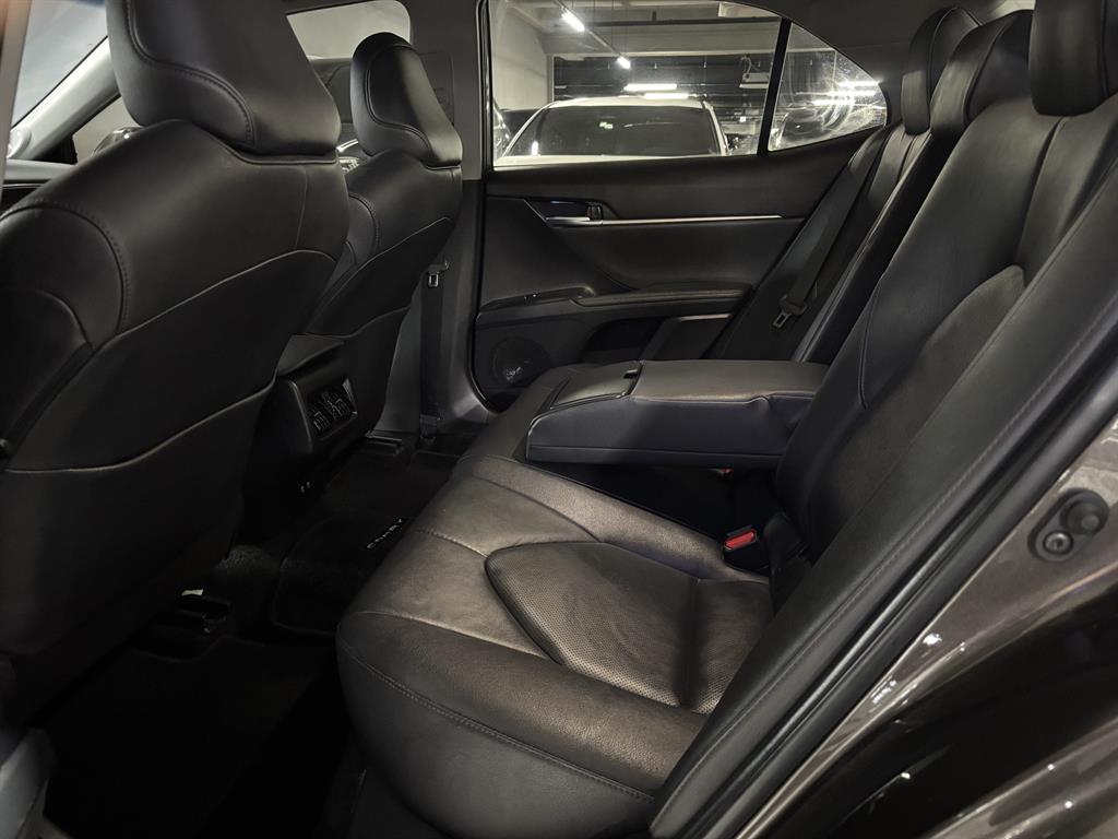Toyota Camry - Vista 10