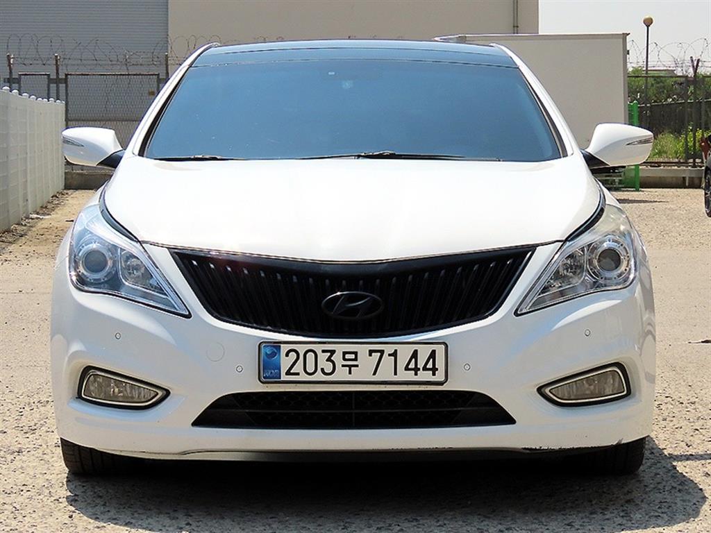 HYUNDAI Grandeur 2014 Blanco - Importación desde Corea - HF Imports Iquique - Foto 1