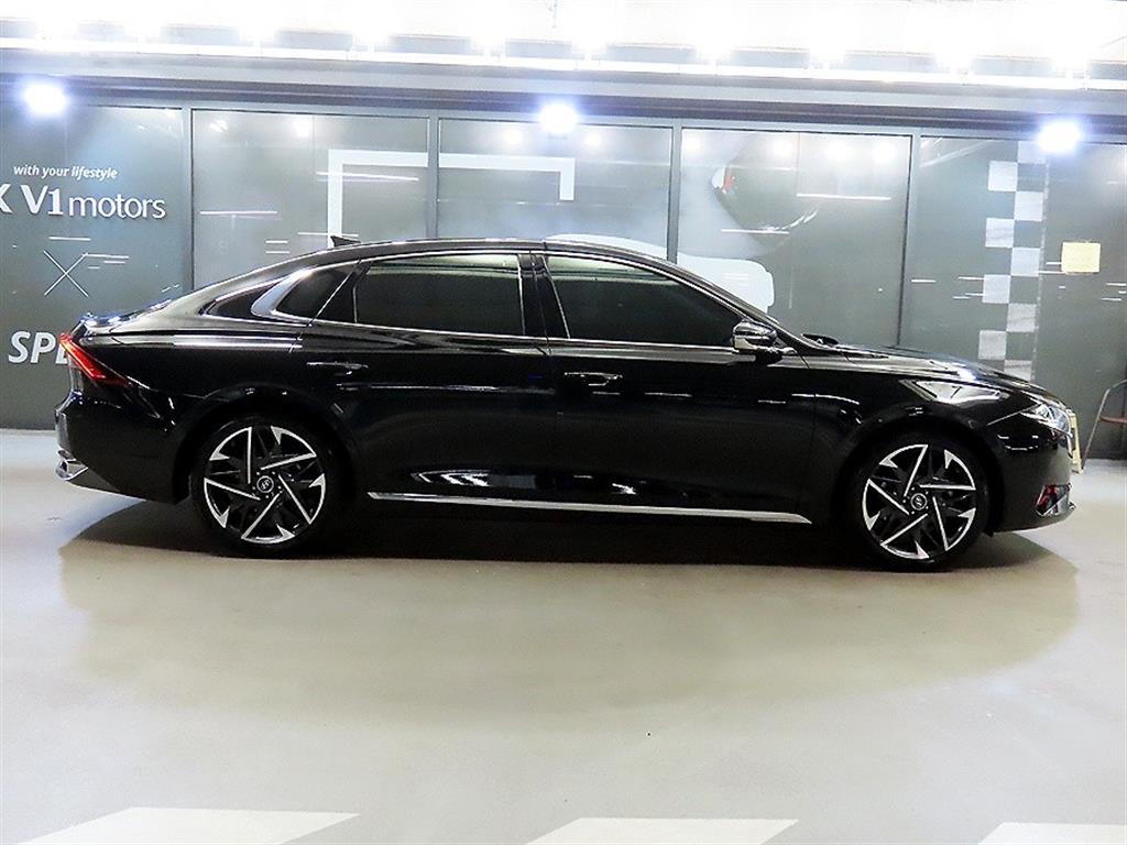 HYUNDAI Grandeur - Vista 3