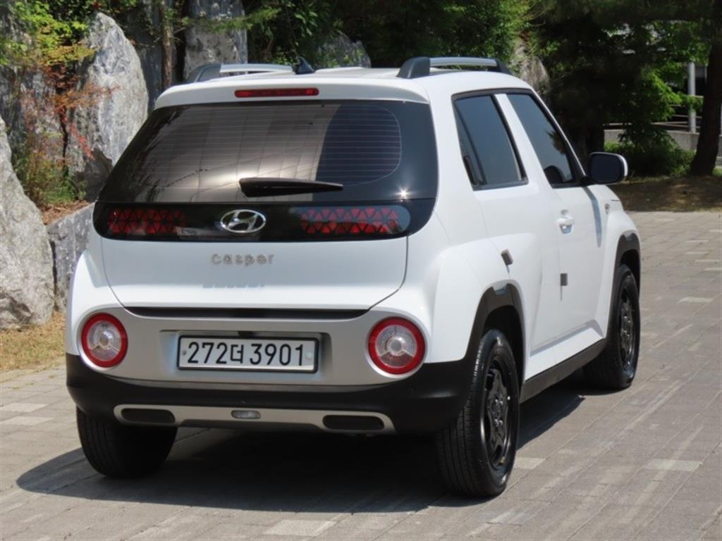 HYUNDAI Casper - Vista 5