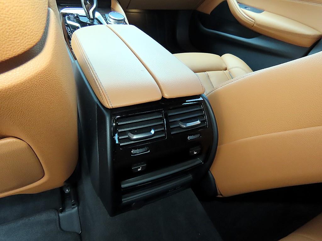 BMW 5 Series 2022 - Importación desde Corea - HF Imports Iquique - Foto 16