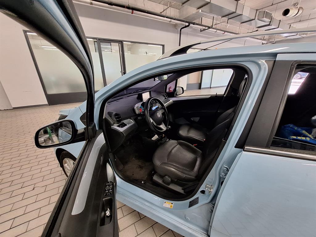 Chevrolet Spark - Vista 5