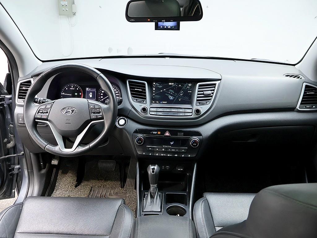 HYUNDAI Tucson - Vista 9