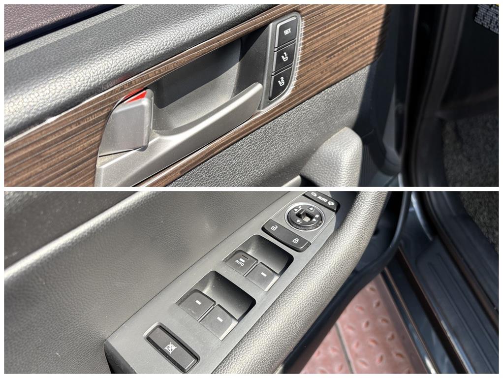 HYUNDAI Sonata - Vista 12