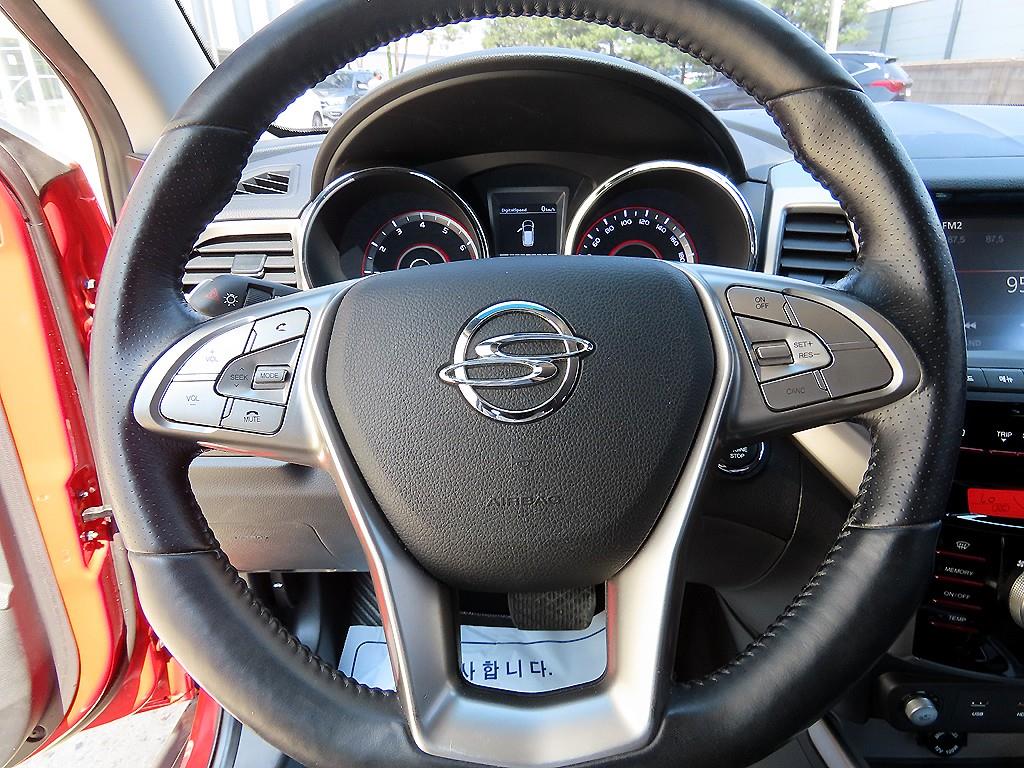 Ssangyong Tivoli - Vista 8