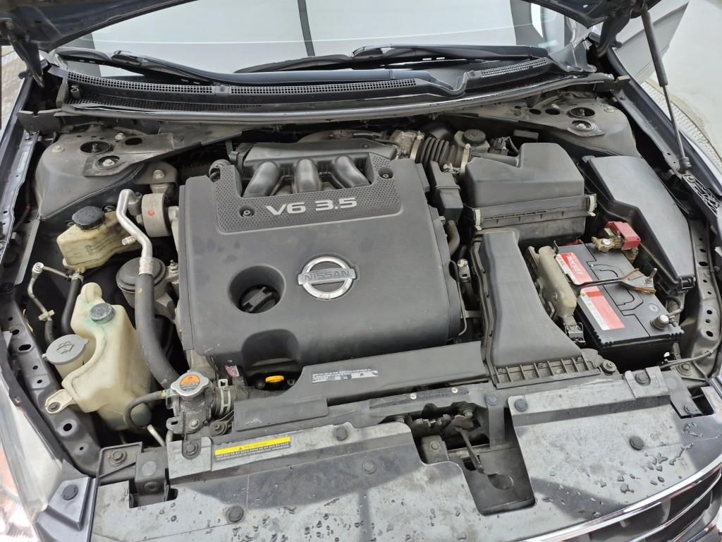 Nissan Altima - Vista 6