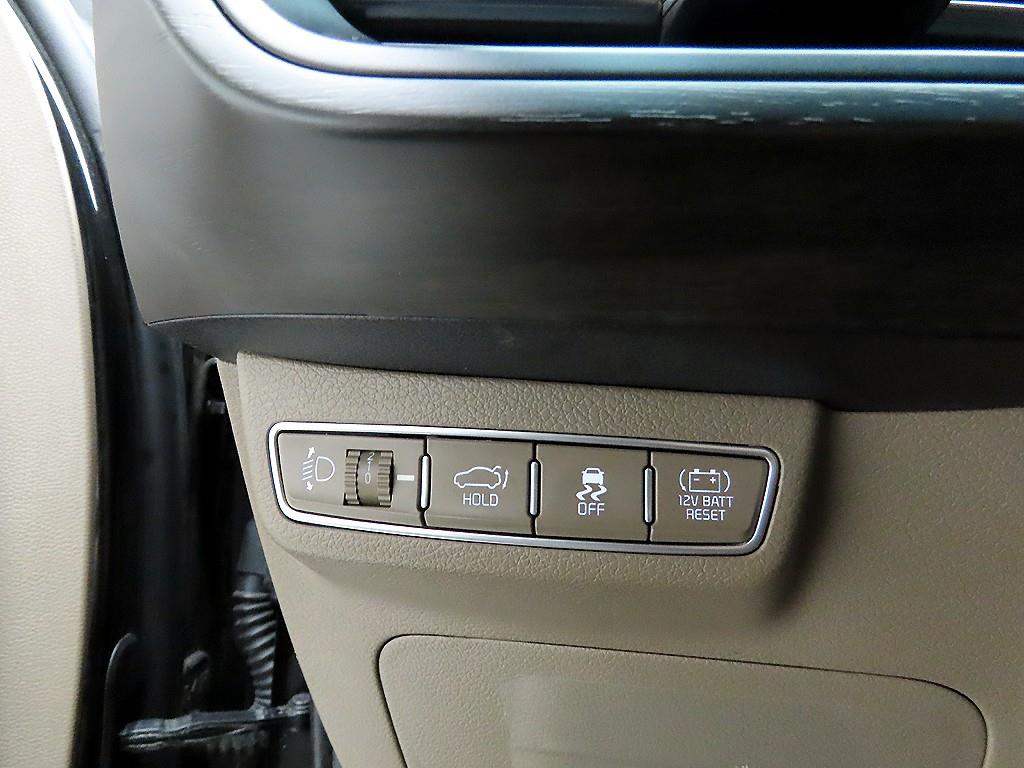 KIA K8 - Vista 12