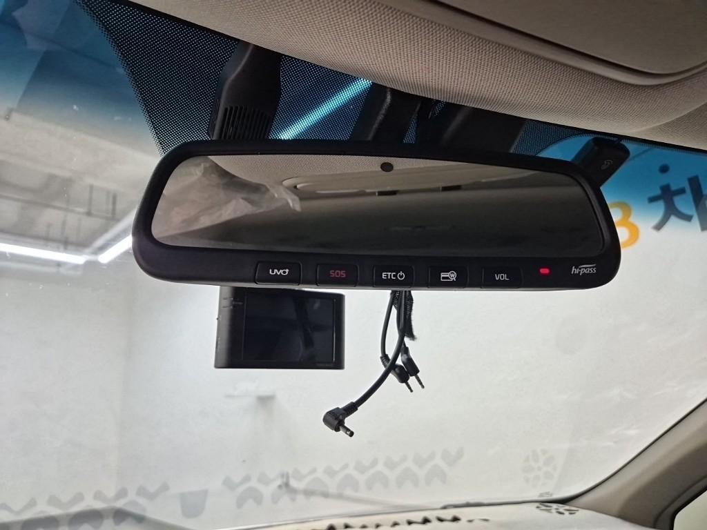 KIA Carnival 2019 Blanco - Importación desde Corea - HF Imports Iquique - Foto 18