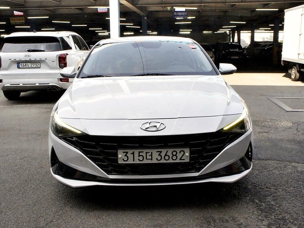 HYUNDAI Avante 2021 Blanco - Importación desde Corea - HF Imports Iquique - Foto 1