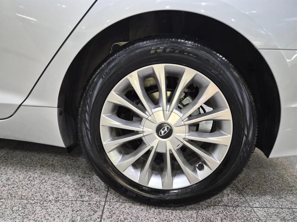 HYUNDAI Sonata 2017 Gris - Importación desde Corea - HF Imports Iquique - Foto 18