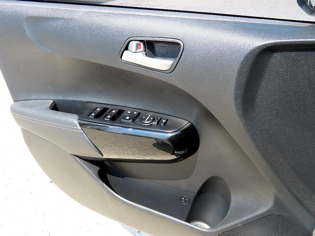 KIA Morning - Vista 11