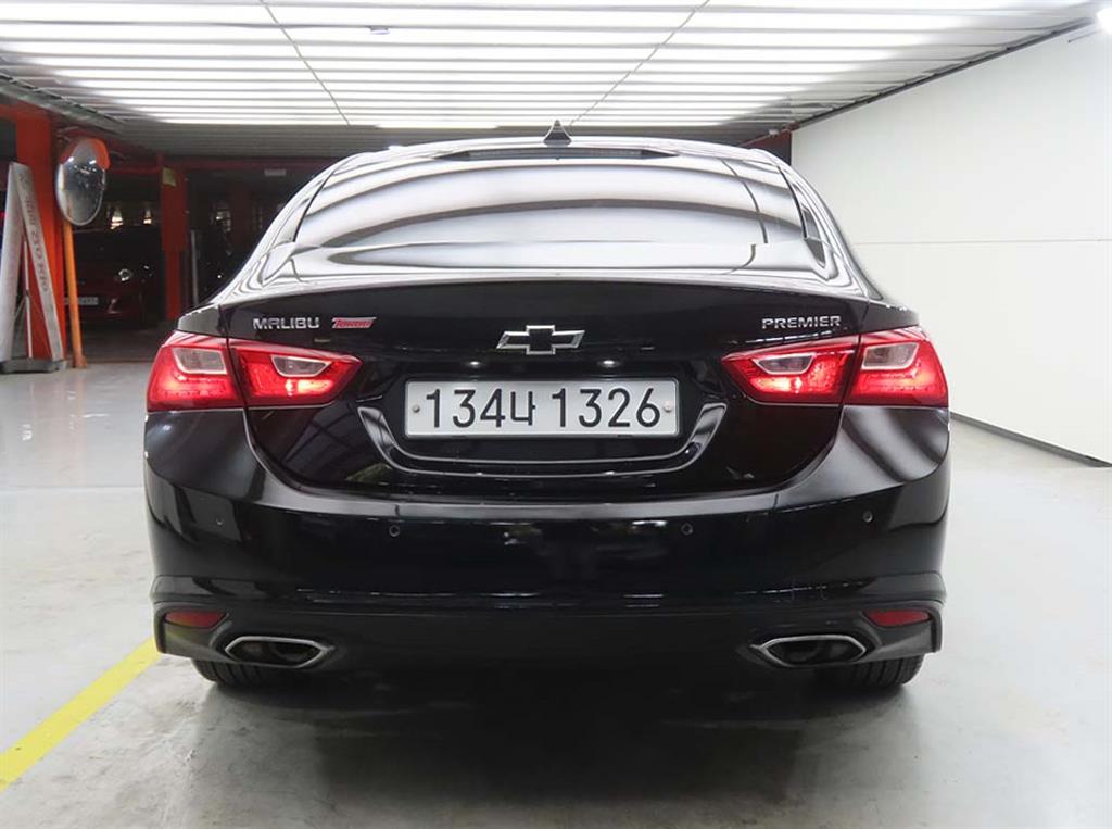 Chevrolet Malibu - Vista 3