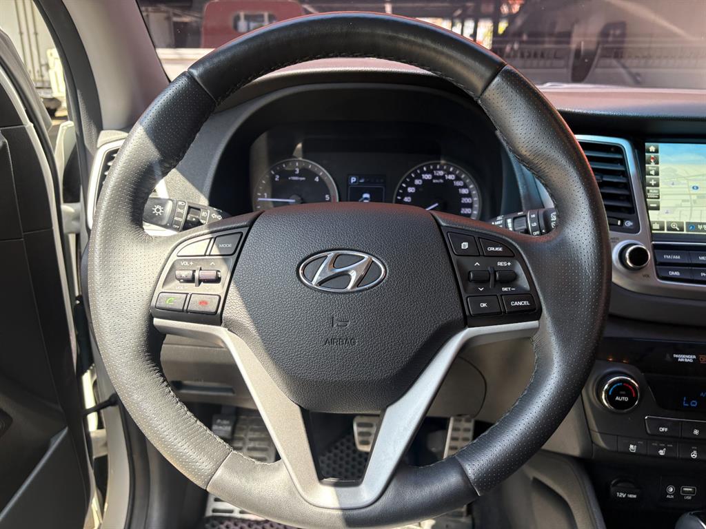 HYUNDAI Tucson 2018 Blanco - Importación desde Corea - HF Imports Iquique - Foto 13