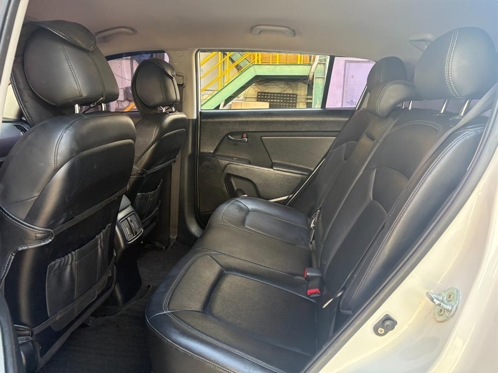 KIA Sportage - Vista 11