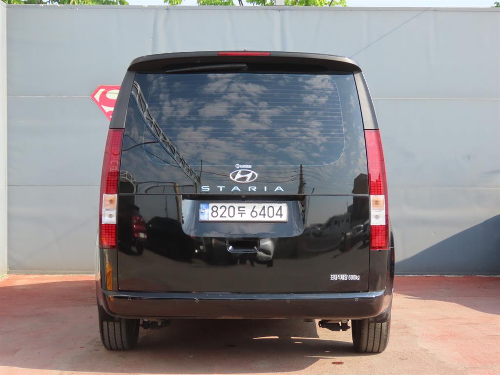 HYUNDAI Staria - Vista 7