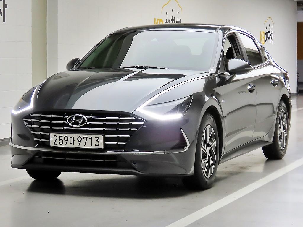 HYUNDAI Sonata - Vista 2