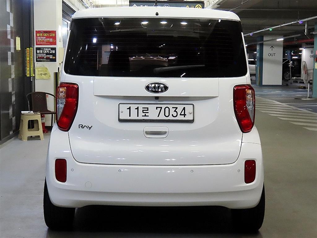 KIA Ray - Vista 5