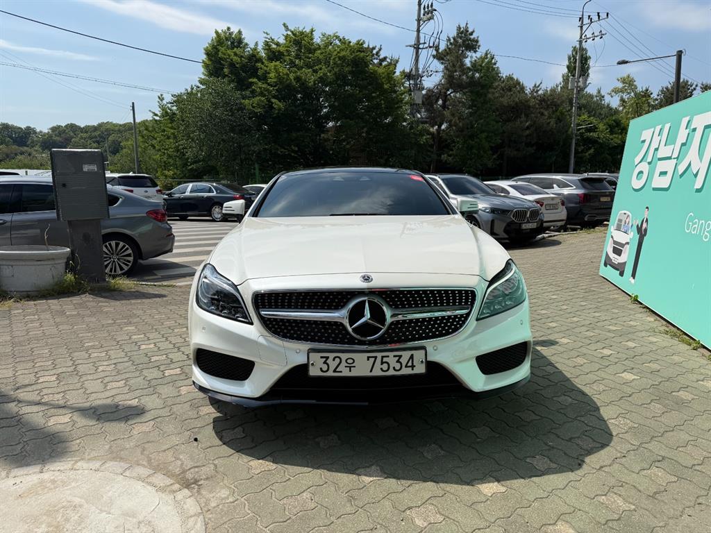 Mercedes Benz CLS Class 2016 Blanco - Importación desde Corea - HF Imports Iquique - Foto 1