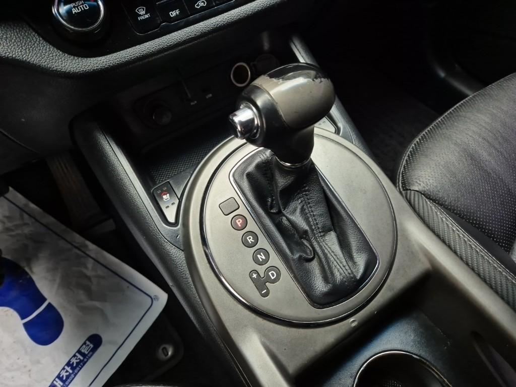 KIA Sportage - Vista 8
