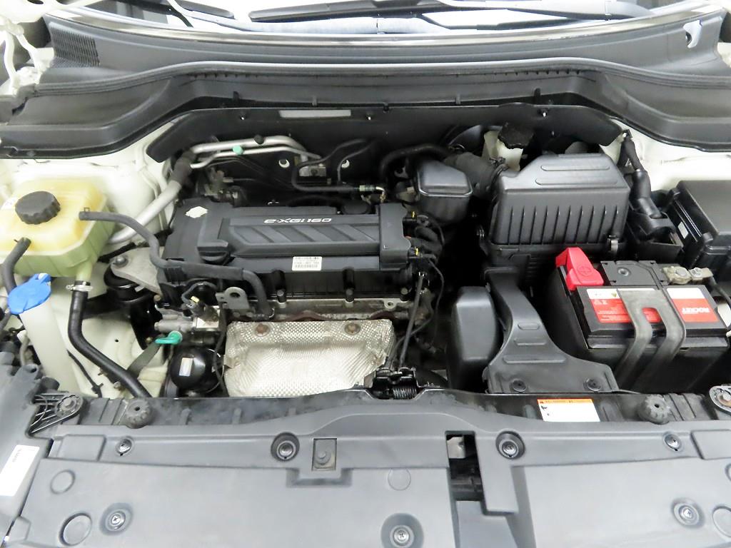 Ssangyong Tivoli 2015 Blanco - Importación desde Corea - HF Imports Iquique - Foto 20