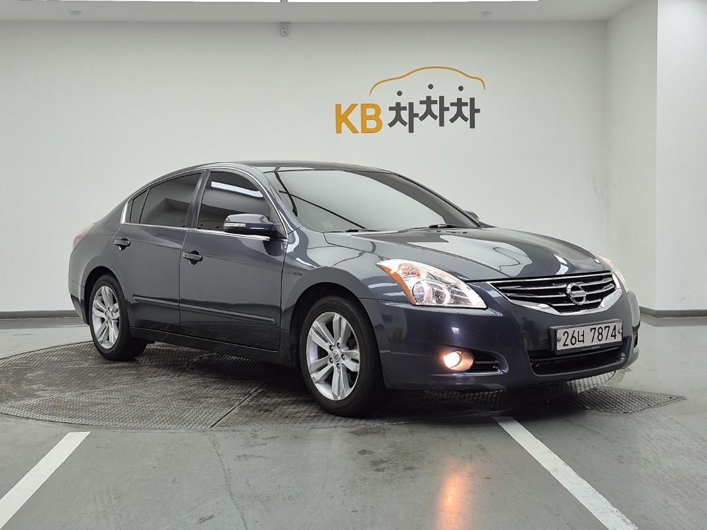 Nissan Altima - Vista 2