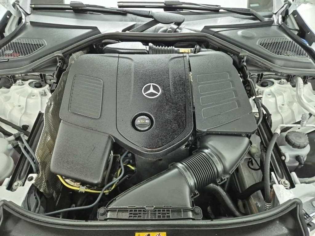 Mercedes Benz E class - Vista 5