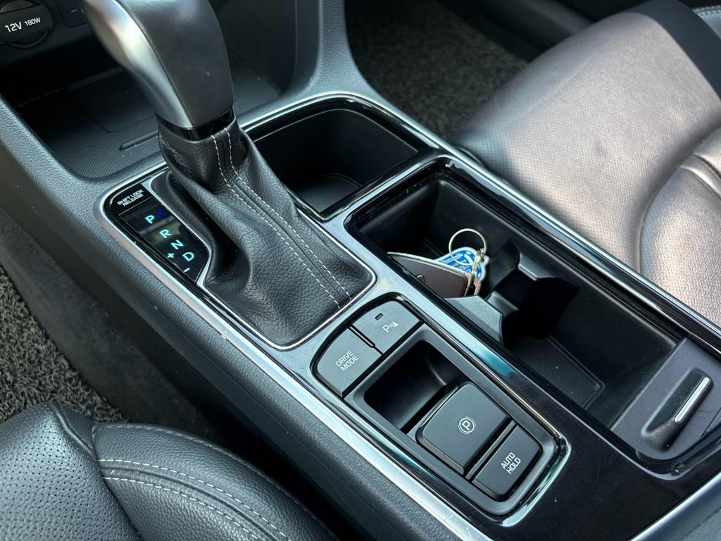 HYUNDAI Sonata - Vista 9