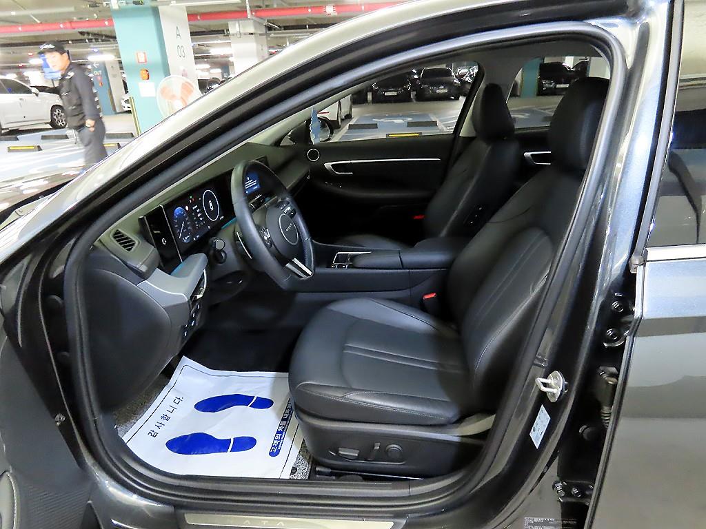 HYUNDAI Sonata - Vista 6