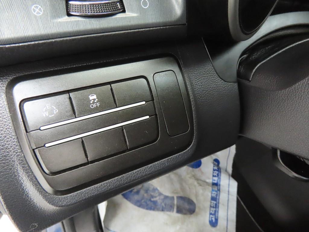Ssangyong Tivoli - Vista 10