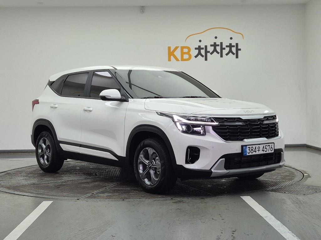 KIA Seltos - Vista 2