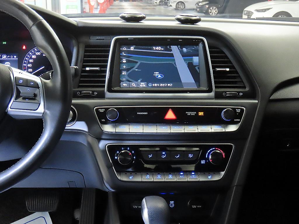 HYUNDAI Sonata - Vista 11