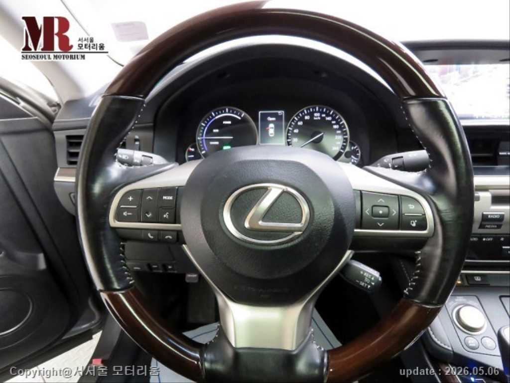 Lexus ES - Vista 8