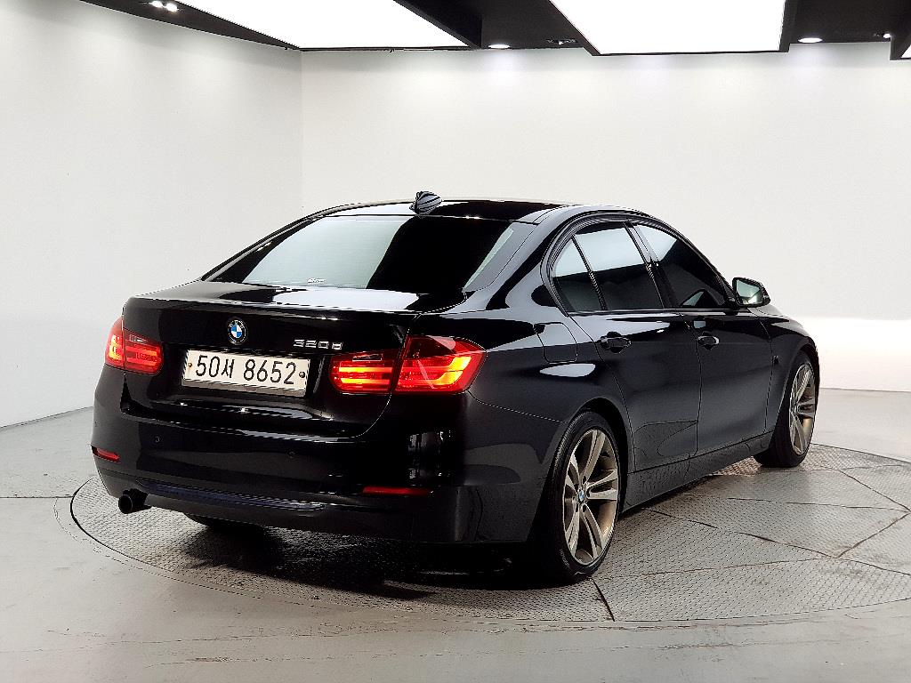 BMW 3 series - Vista 4