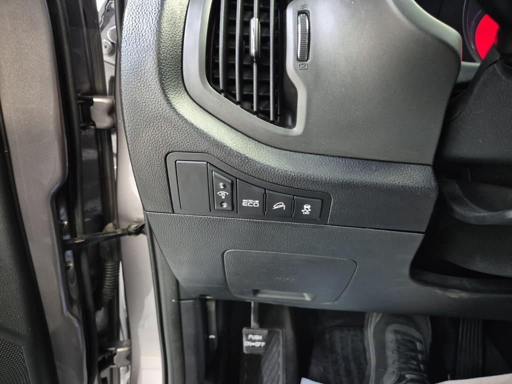 KIA Sportage 2011 Gris - Importación desde Corea - HF Imports Iquique - Foto 17