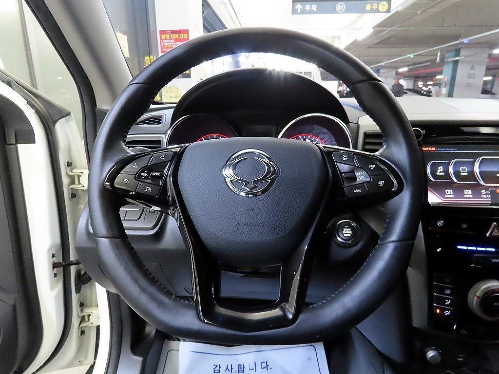 Ssangyong Tivoli - Vista 8