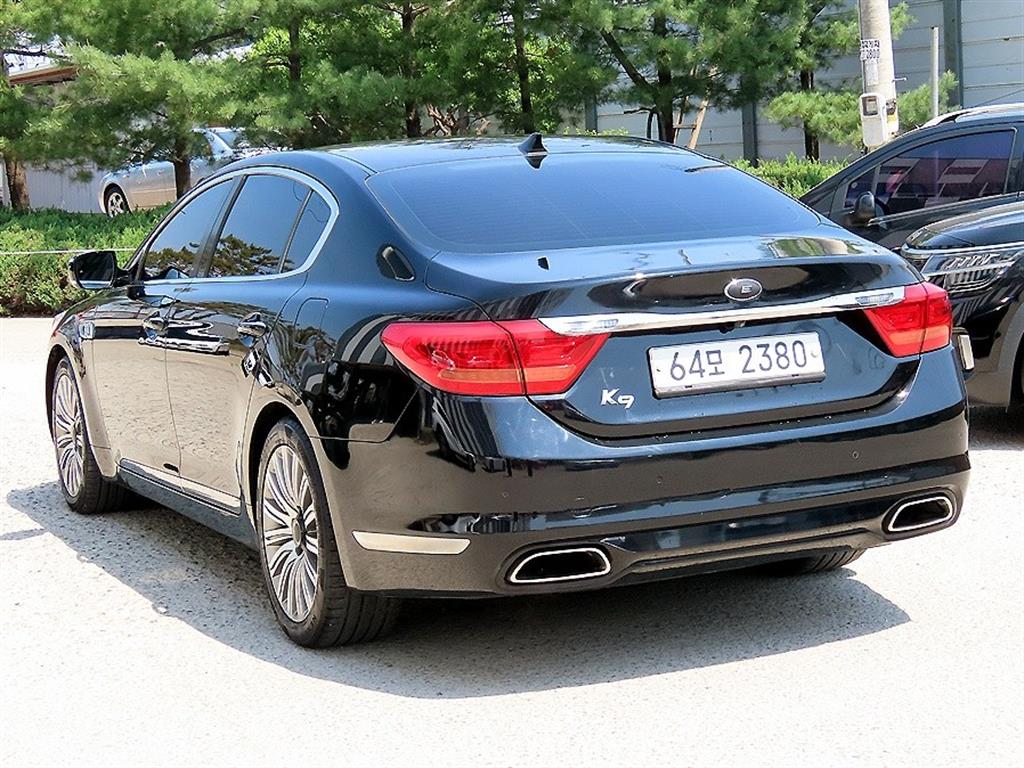KIA K9 - Vista 3