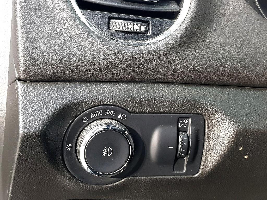 Chevrolet Cruise - Vista 11