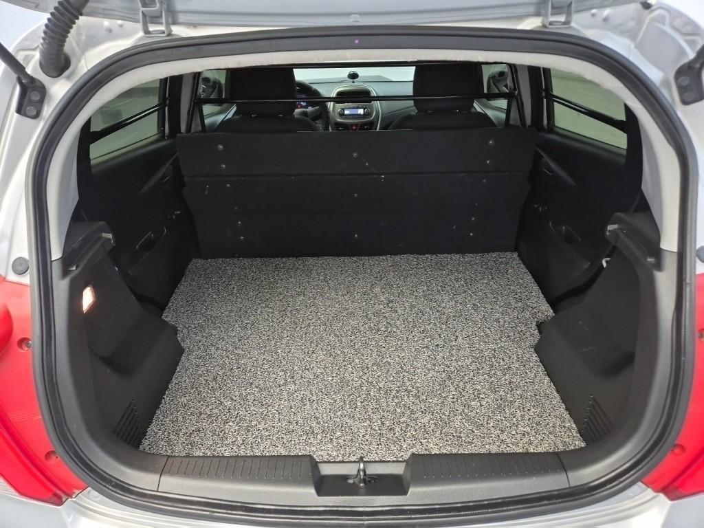 Chevrolet Spark - Vista 12