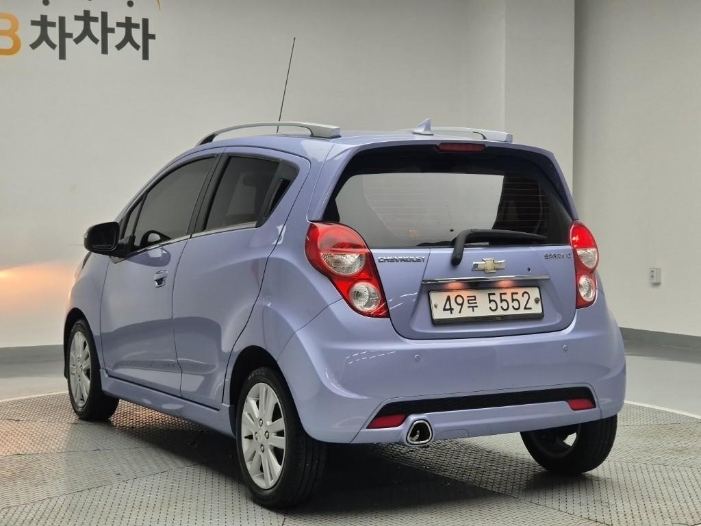 Chevrolet Spark - Vista 3