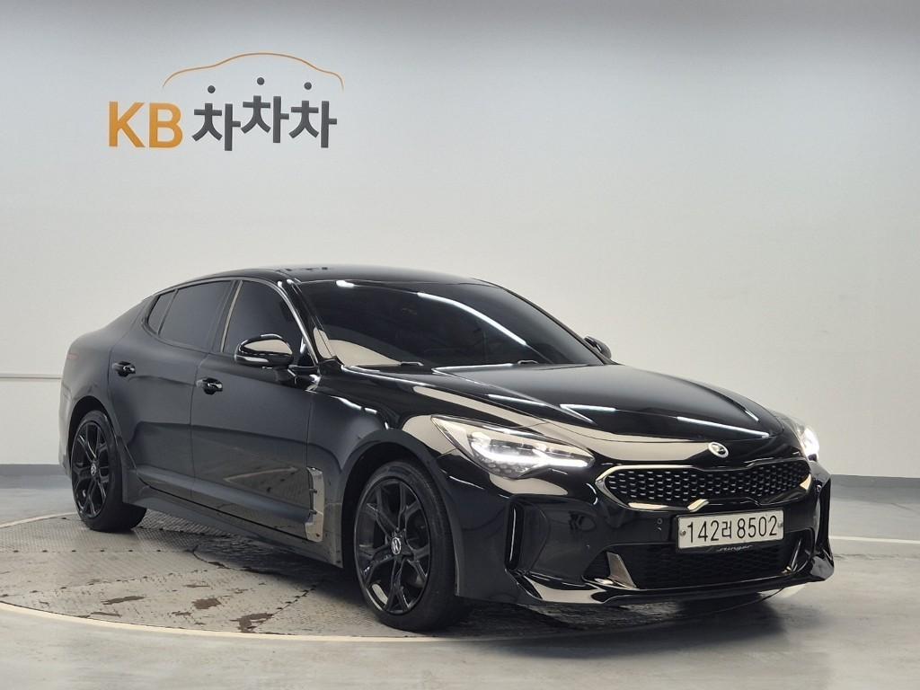 KIA Stinger - Vista 4