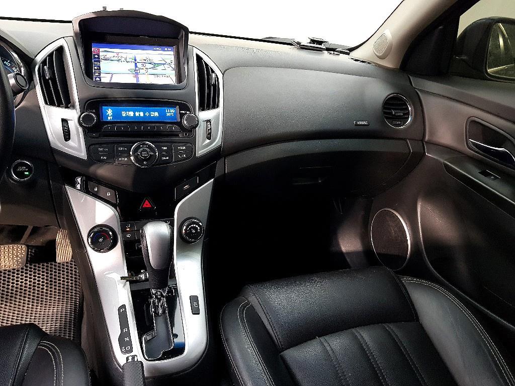 Chevrolet Cruise - Vista 9