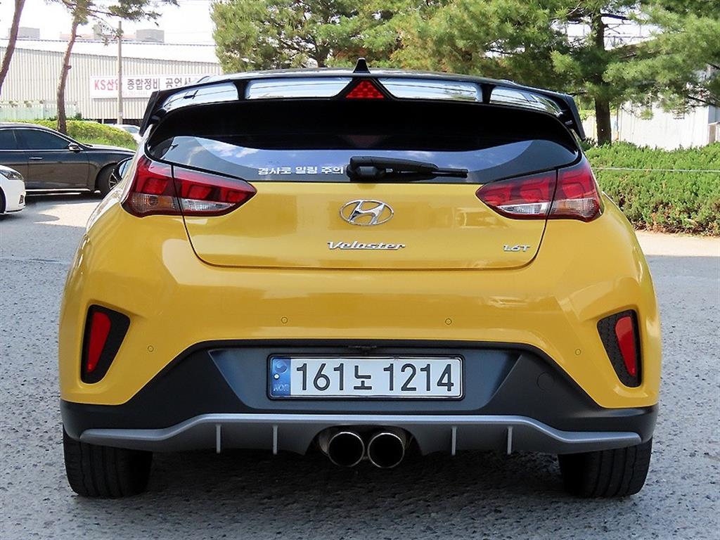 HYUNDAI Veloster - Vista 4